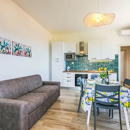 Basilico By Interhome * San Vincenzo