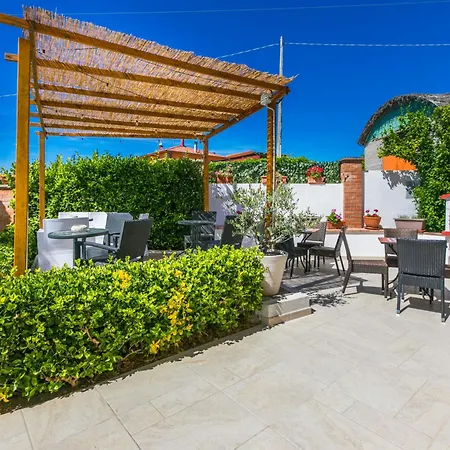 Basilico By Interhome